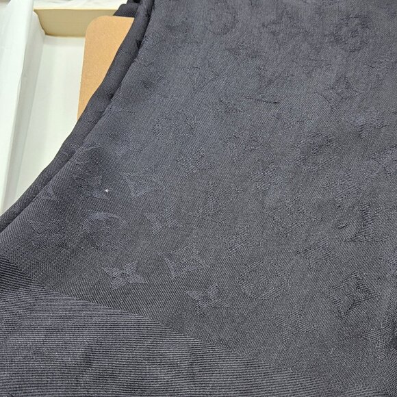 ❗SOLD❗ Monogram Classic Shawl - Picture 9 of 15